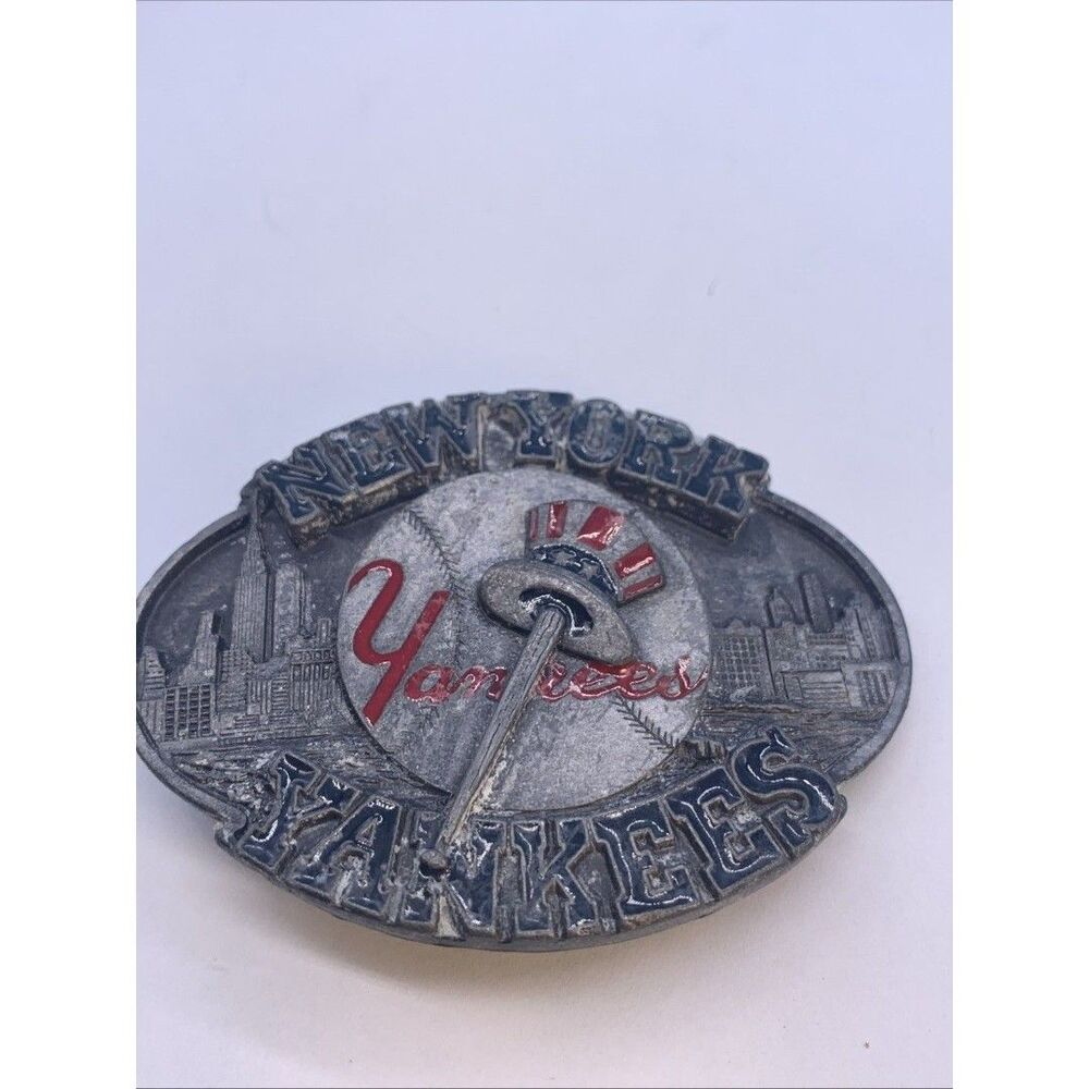 Vtg. New York Yankees Belt Buckle 1988 6191 Of 10,000 Limited Edition (O-14)